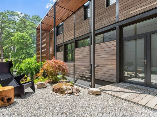 924 Tower St, Raleigh, NC 27607