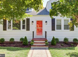 89 Edinburg Rd, Trenton, NJ 08619