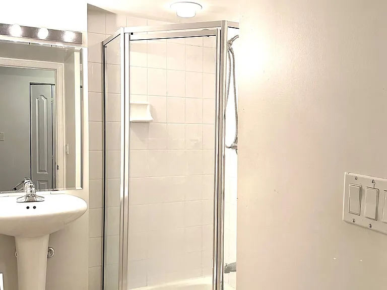 17 Barberry Pl #2211 — Photo 18