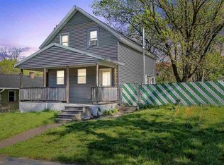 102 W Walnut St, Anamosa, IA 52205