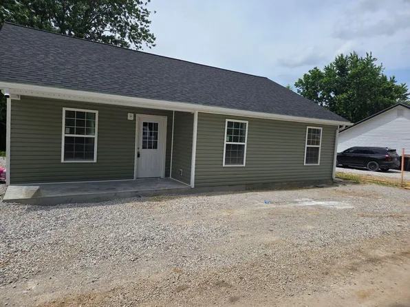 201 Golden Ct, Eolia, MO 63344