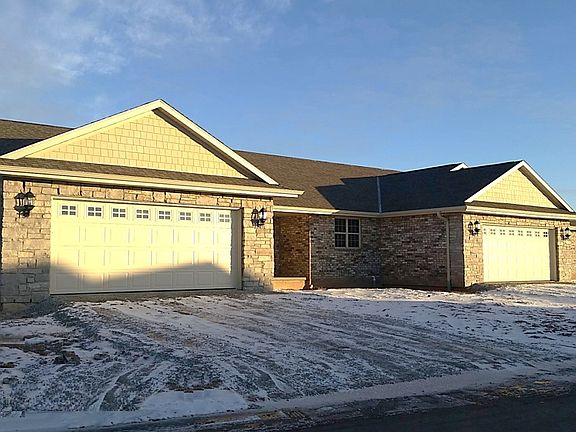 2nd image of 1028-1 Misty Meadow Circle #Unit 10