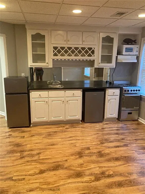 1 bed, 1.0 bath, 4136 sqft, $1,500 — Photo 4