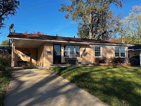 4th image of 9445 Palomino Dr