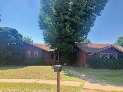 309 N Soland Ave, Denver City, TX, 79323