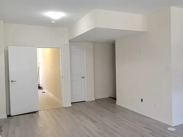 76 Carneros Way #2, Markham, ON L6B 1R2