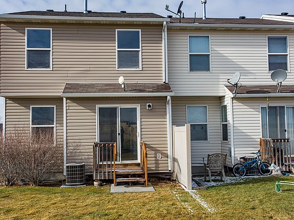 5th image of 902 Gleneagles Dr
