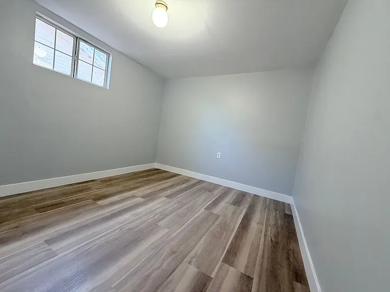 1080 Orange Ave — Photo 5