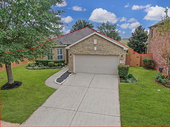 2nd image of 723 Saturnia Ln
