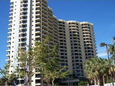 3300 NE 191st St APT 601, Aventura, FL, 33180