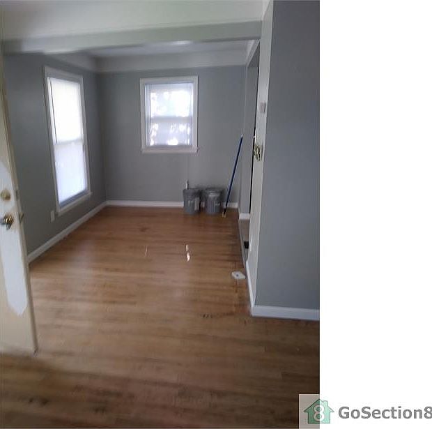 2nd image of 8500 Plainview Ave