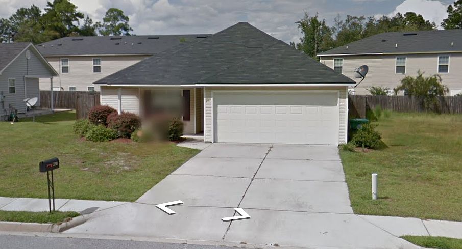1st image of 2741 Pineview Dr