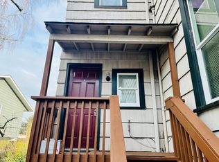 4234 SW View Point Ter APT C, Portland, OR 97239