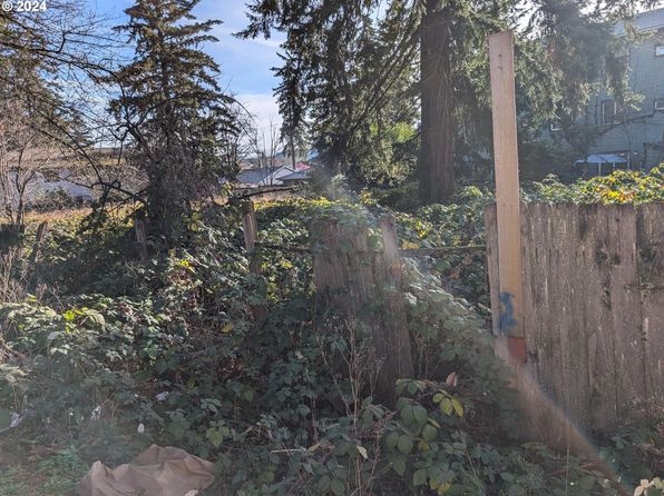 139 Southeast Ave, Portland, OR 97233