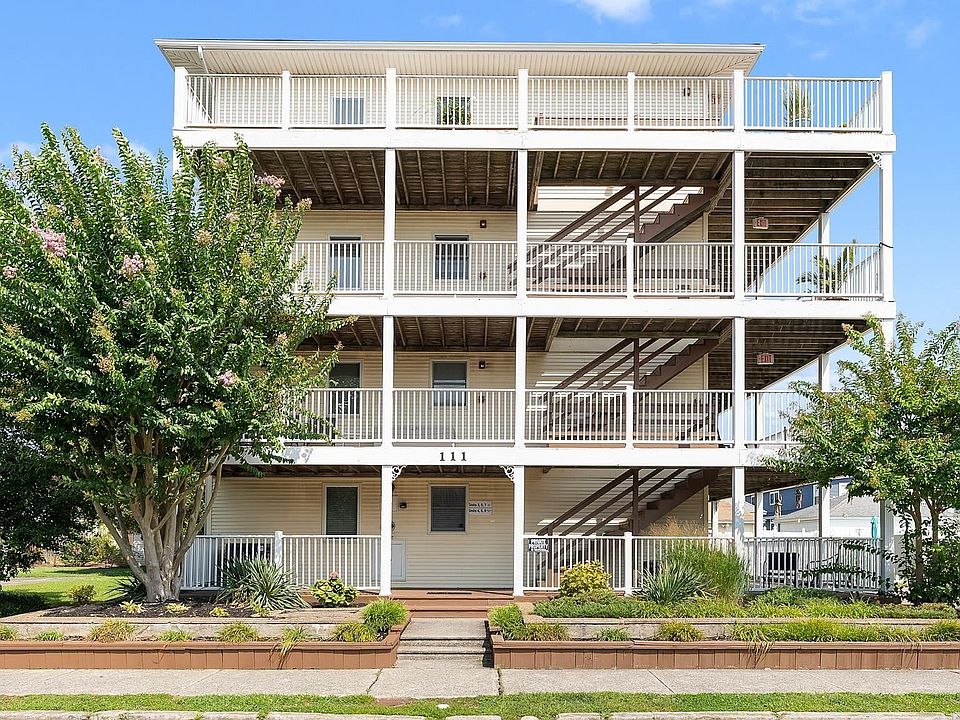 1st image of 111 W Lavender Rd APT 2