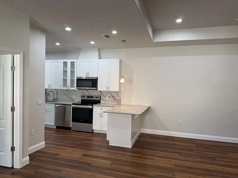 9 Ullemay Ct — Photo 32