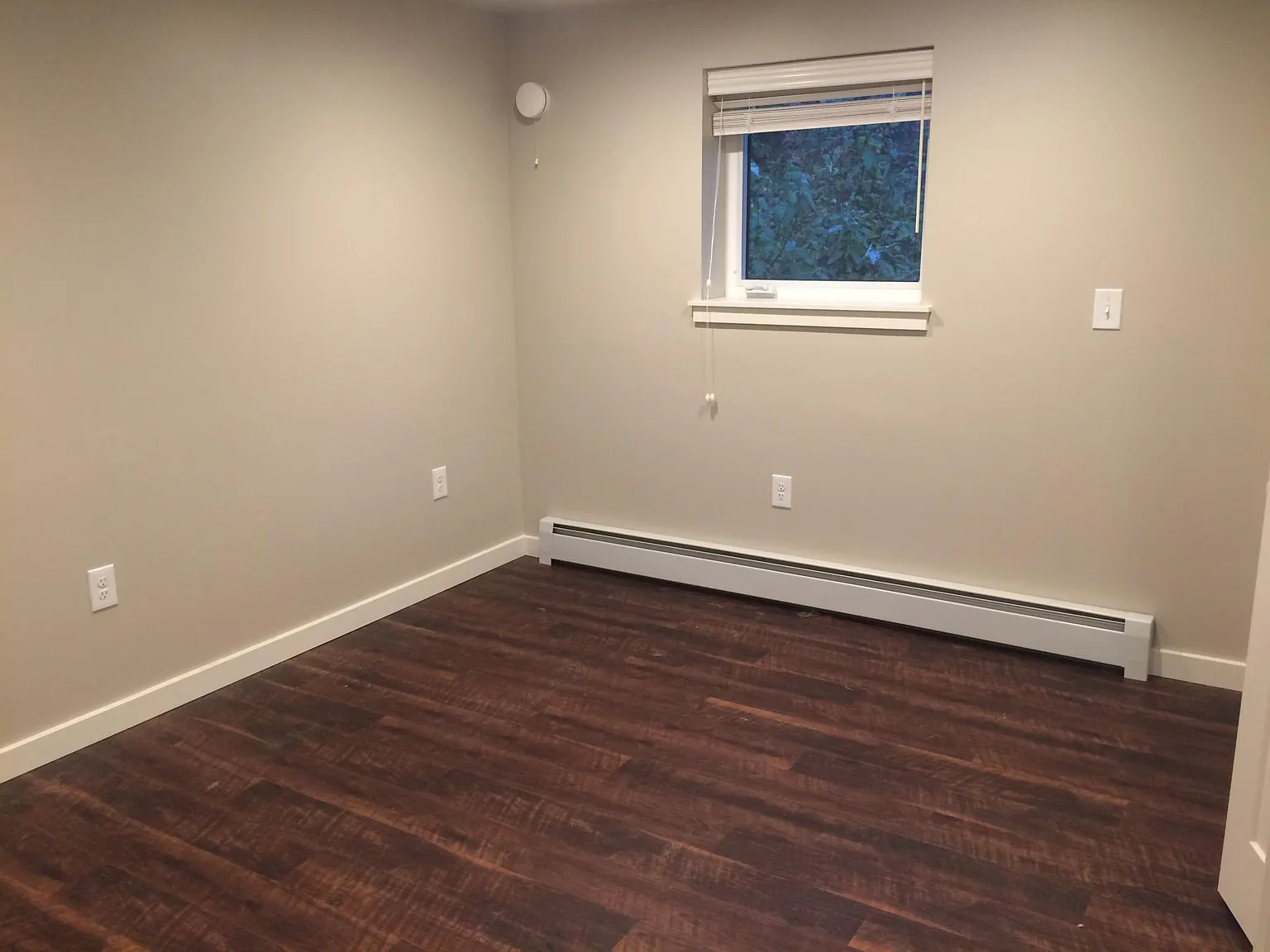2 bed, 950 sqft, $1,875 — Photo 3