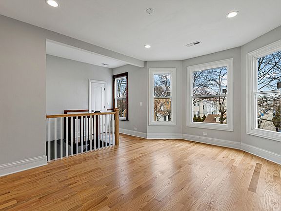 2nd image of 3847 W School St #2