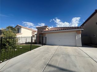 7925 Fall Harvest Dr, Las Vegas, NV 89147