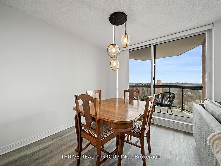 600 Talbot St #803 — Photo 11