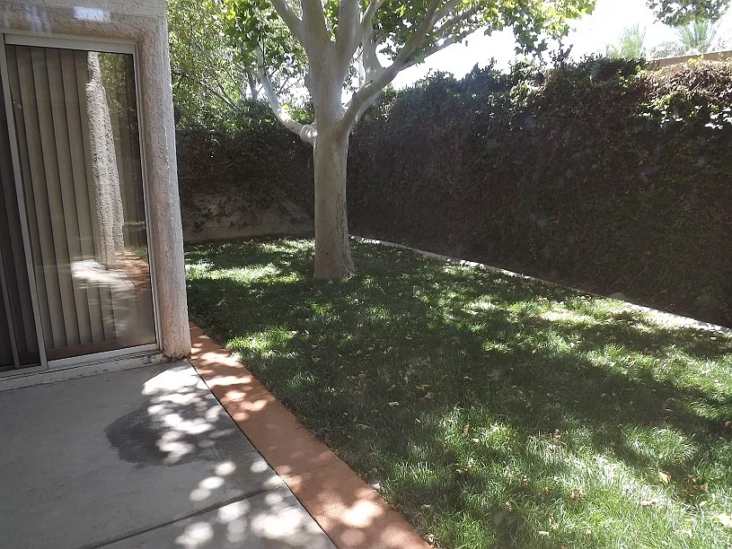 "Wonderful Green Valley Single Story Home, Located In A Gated Community With Community Pool!! — Photo 3