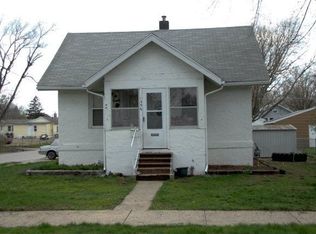 1356 S 26th St, Fort Dodge, IA 50501