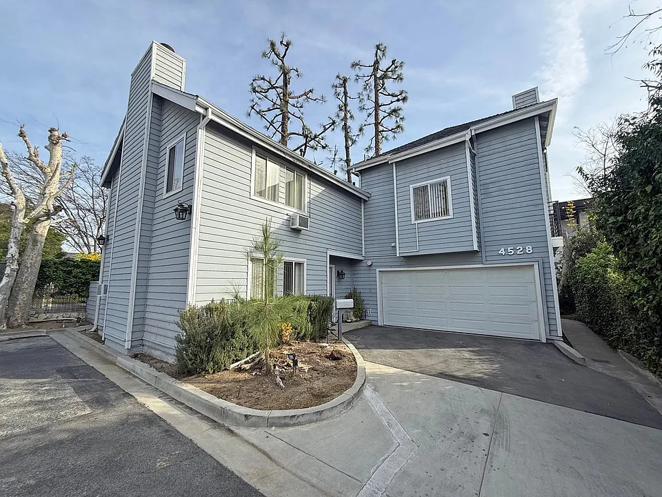 4530 Whitsett Ave #6