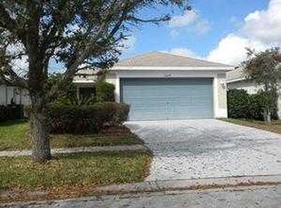 11429 Crestlake Village Dr, Riverview, FL 33569