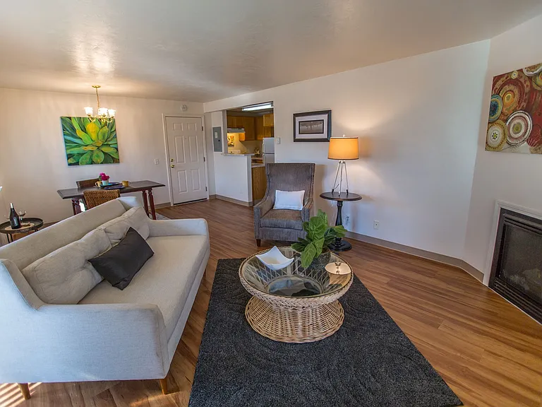 Mckenna Estates — Photo 6
