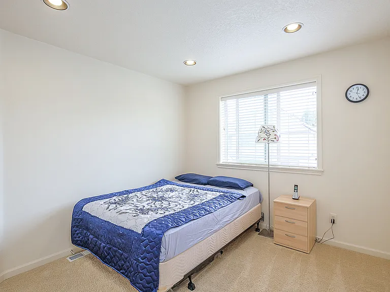 6572 NW 164th Ave — Photo 13