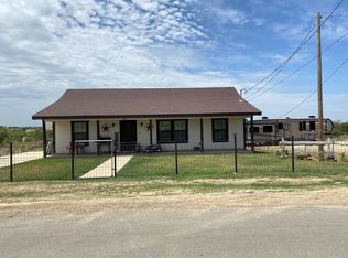 647 Ranchitos Rd, Eagle Pass, TX 78852