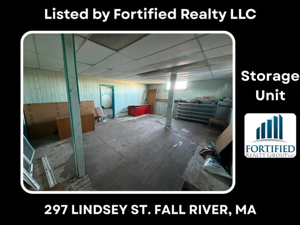 297 Lindsey St, Fall River, MA 02720