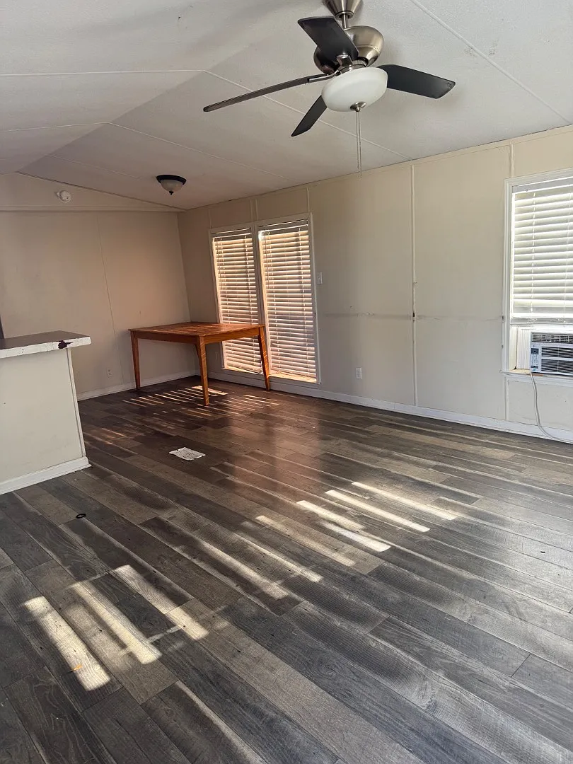 55553 US-51 - Unit 25 — Photo 1