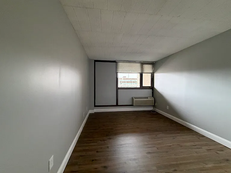 83 Scovill St #6C — Photo 5