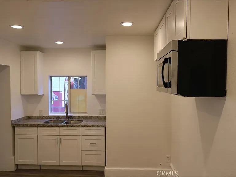 10799 Sherman Grove Ave — Photo 3