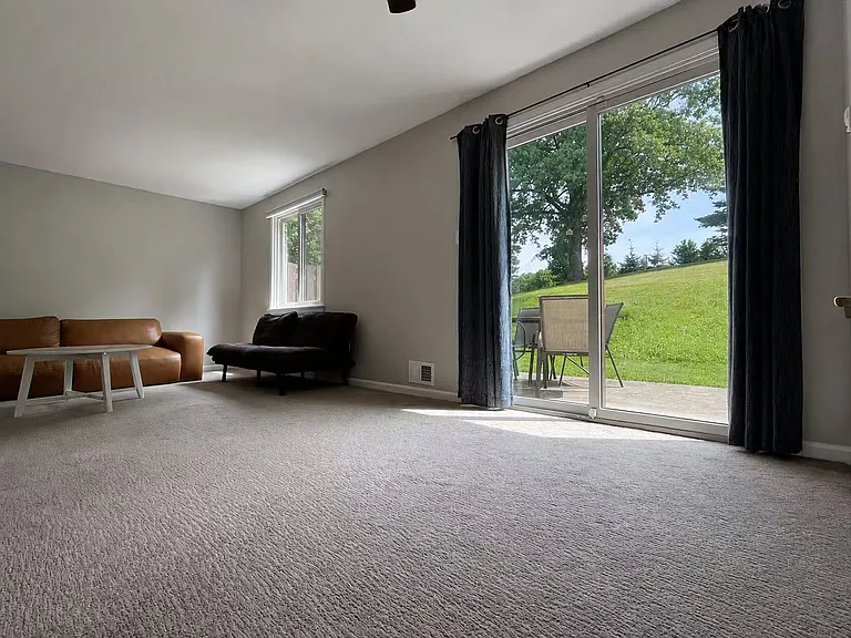 2788 Bingham Dr — Photo 14
