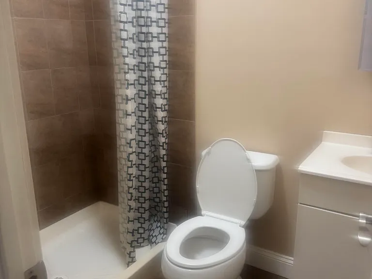 618 Rathbun Ave #2 — Photo 7
