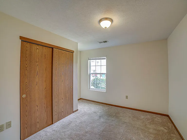 Floor plan 2 bedroom