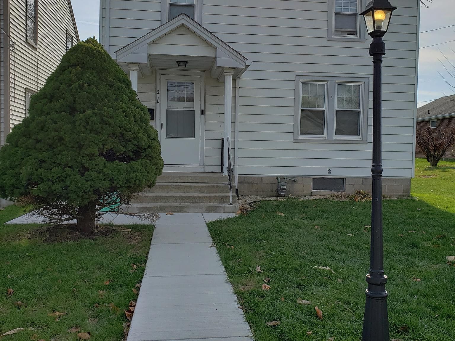 210 Maple Ave, Hanover, PA 17331 Zillow