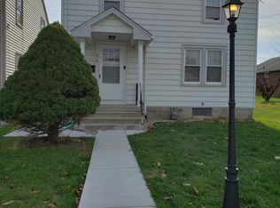 210 Maple Ave, Hanover, PA 17331