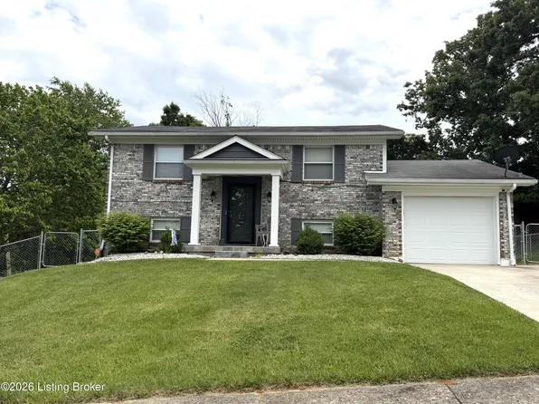 316 Indiana Trl, Radcliff, KY 40160