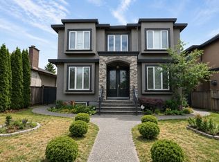 8468 12th Ave, Burnaby, BC V3N 2L6