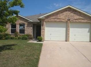 1417 Broken Spoke Ct, Fort Worth, TX 76131