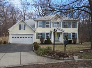 19 Beech Tree Way, Milford, CT 06461