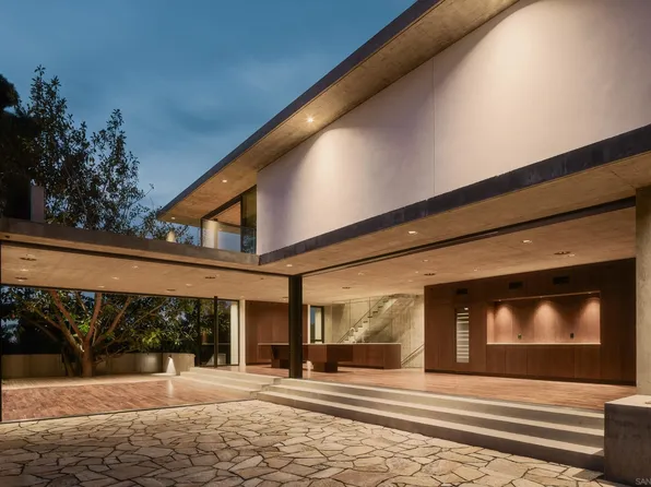 4420 Arista Dr, San Diego, CA 92103