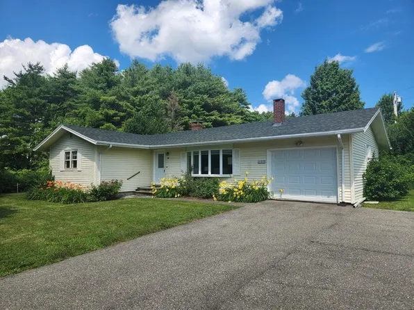 133 Lake View Drive, Rockland, ME 04841
