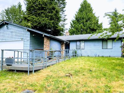 14922 5th Ave NE, Seattle, WA, 98155