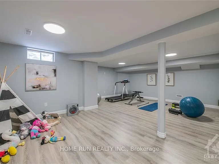27 Springwood Cir — Photo 24