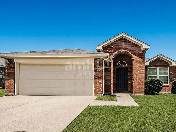 903 Plumeria Dr, Arlington, TX 76002