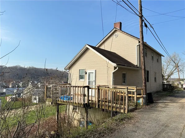 155 High St, Roscoe, PA 15477